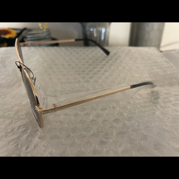 Aviator Sunglasses - Picture 3 of 3